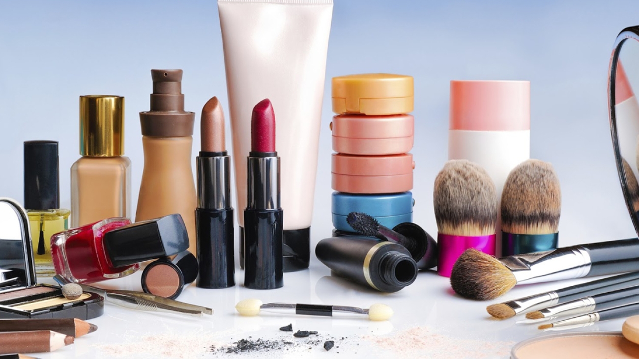 Top 5 Challenges in Importing Cosmetic Products