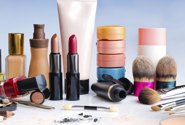 Top 5 Challenges in Importing Cosmetic Products